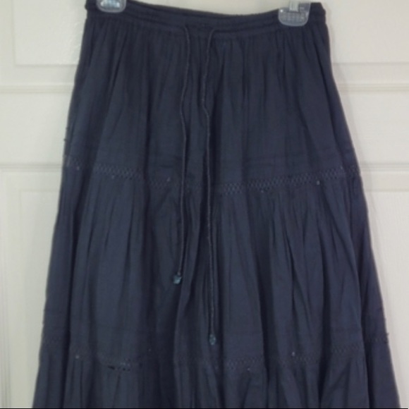 Just for Wraps Crochet Sequin Detail Full A-Line Maxi Skirt in Black Size M - Picture 8 of 14